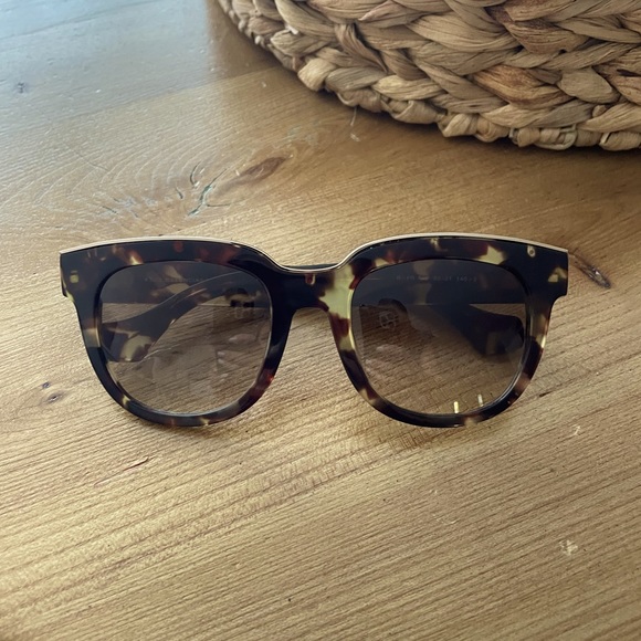 Balenciaga Accessories - Balenciaga Ladies Sunglasses 🕶️